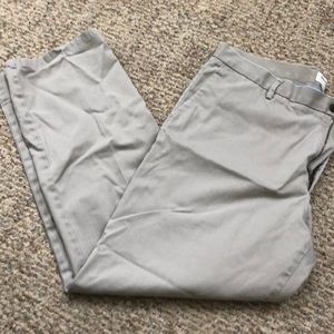 Men’s dockers khakis